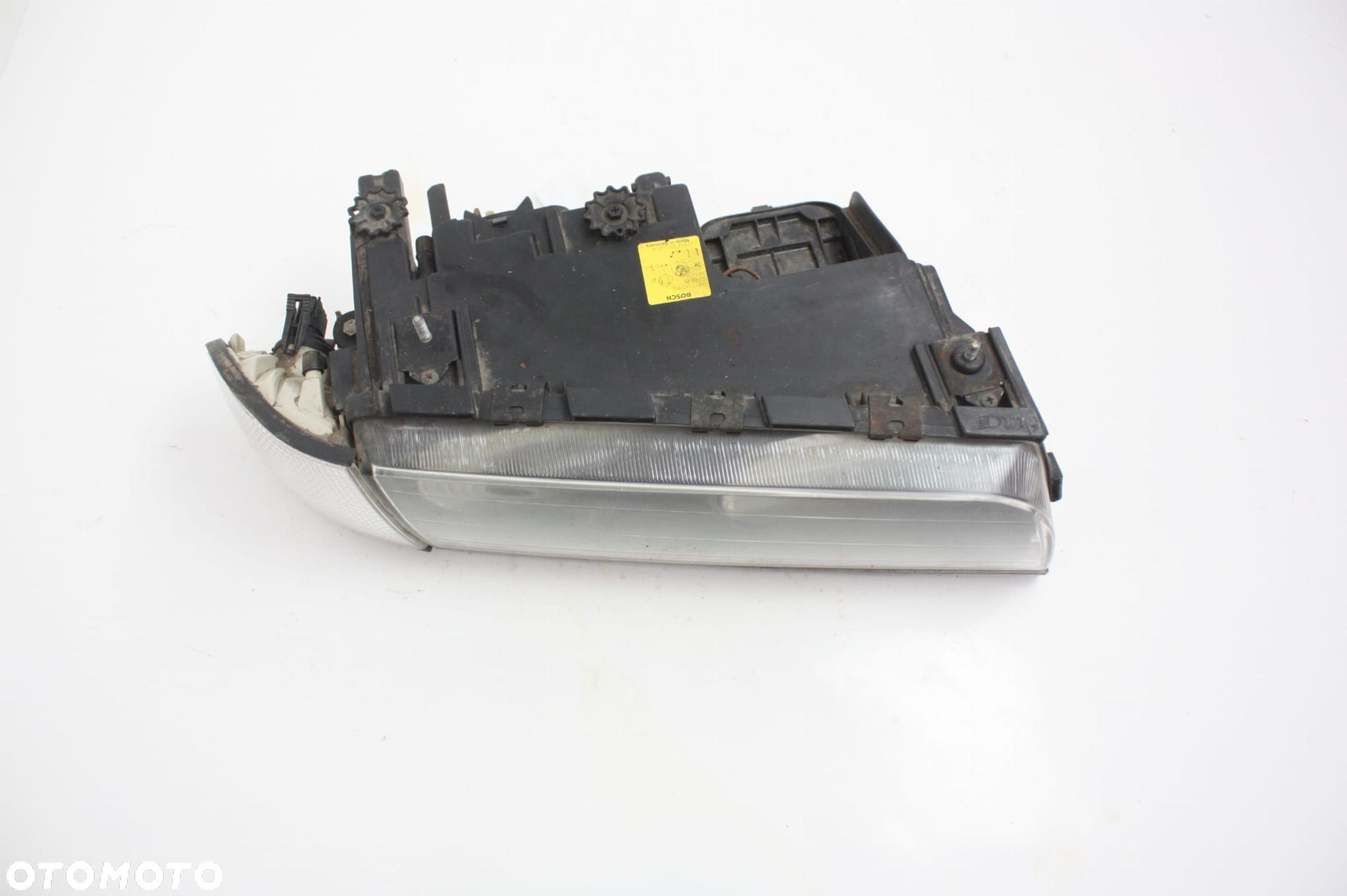 REFLEKTOR PRZEDNI PRAWY LAMPA BMW 728 E38 - 1