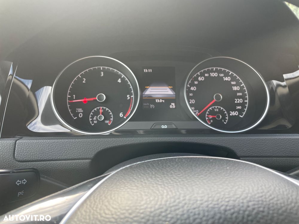 Volkswagen Golf - 19