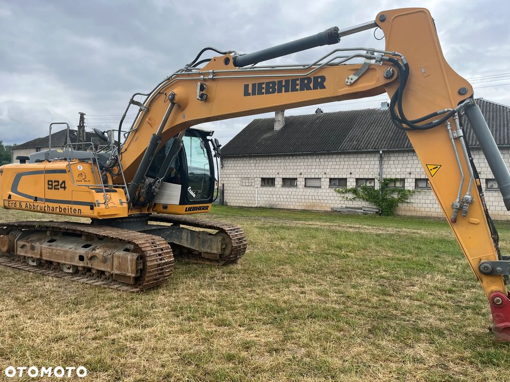 Liebherr R924LC - 6