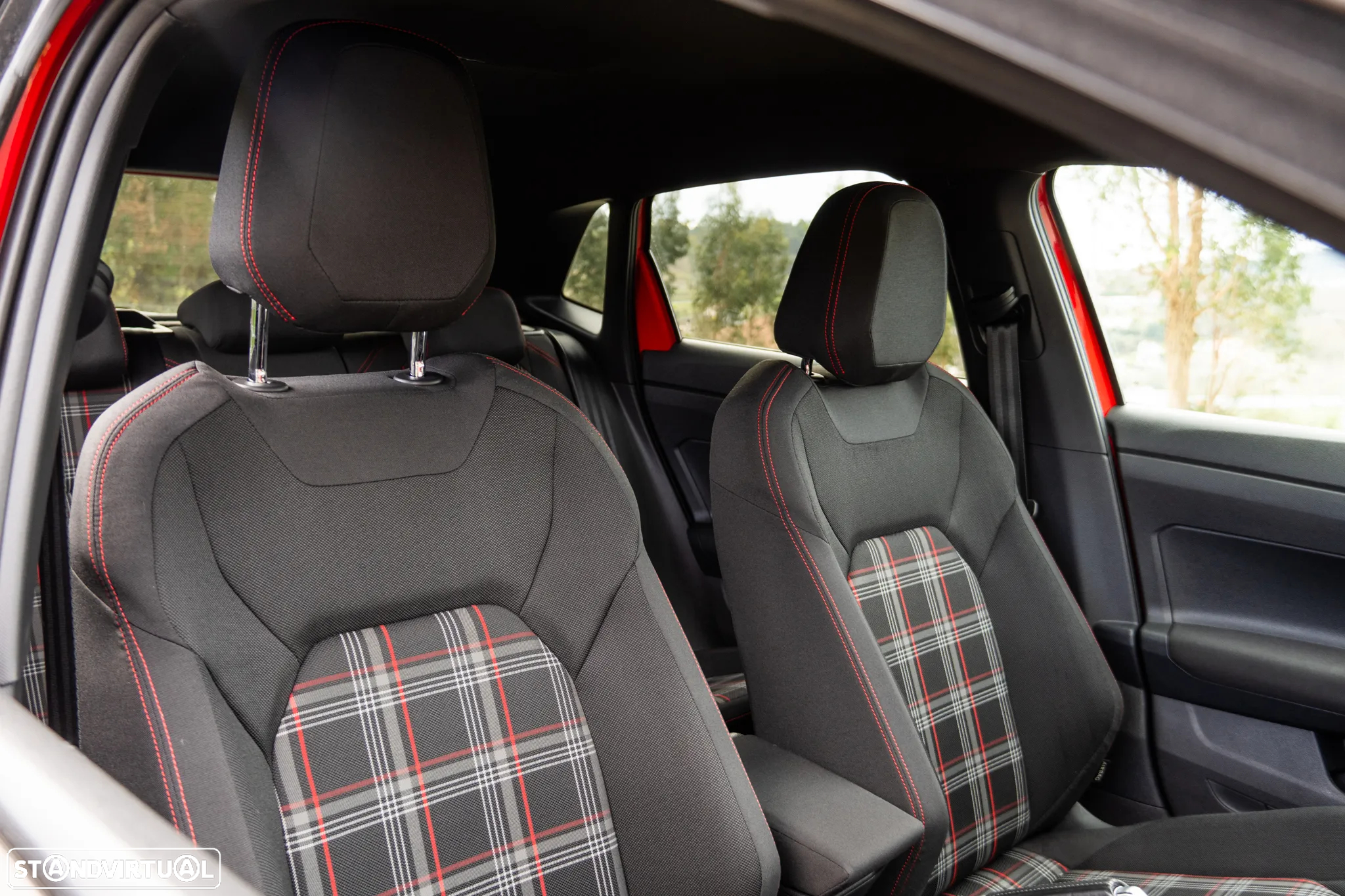 VW Polo 2.0 TSI DSG GTI - 18