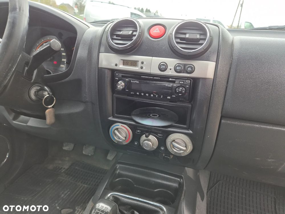 Isuzu D-Max - 6
