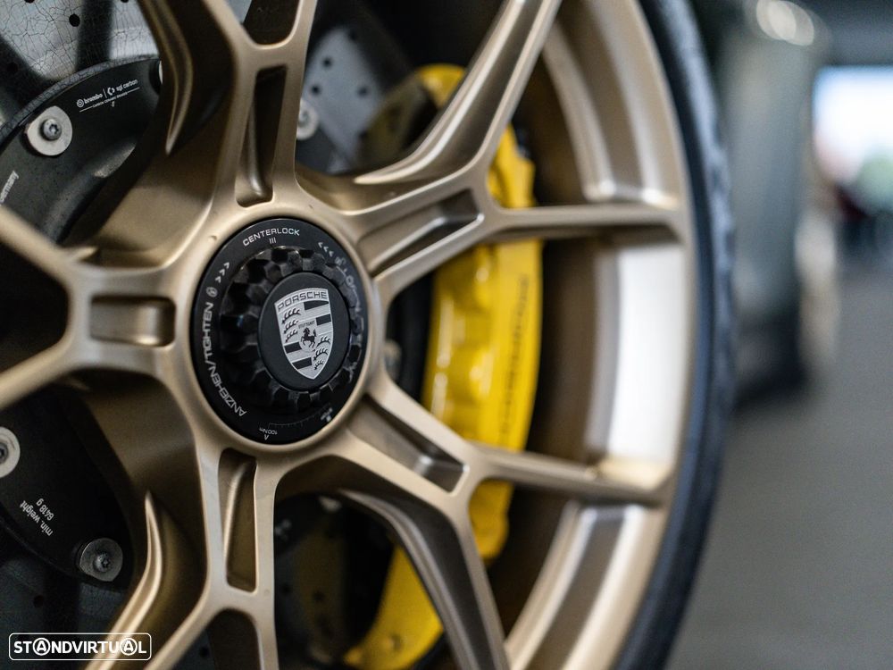 Porsche 911 (992) GT3 Touring Package - 13