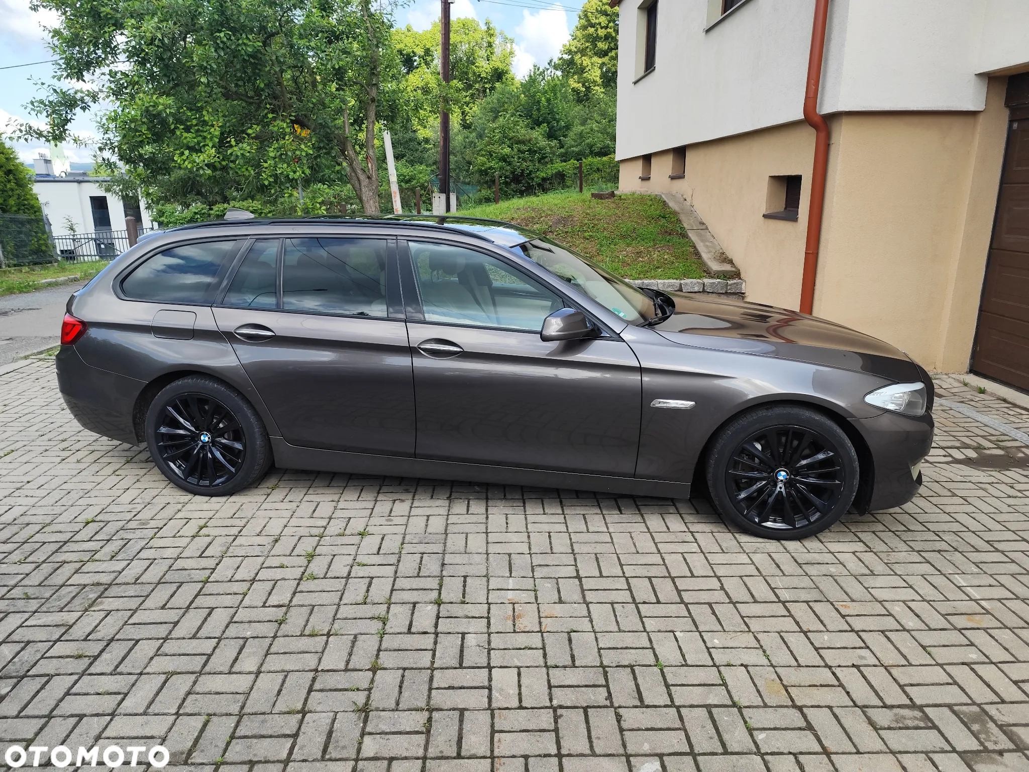 BMW Seria 5 530d Touring - 9