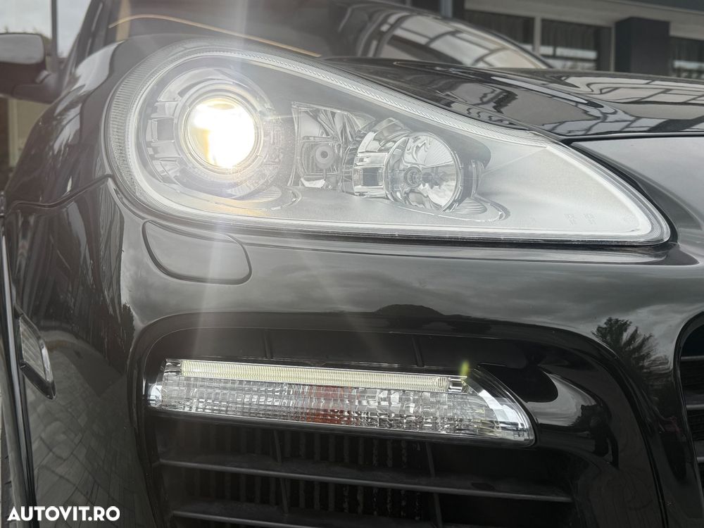 Porsche Cayenne Turbo Tip - 28