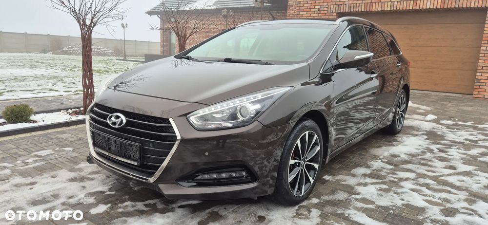 Hyundai i40 Kombi blue 1.7 CRDi Premium