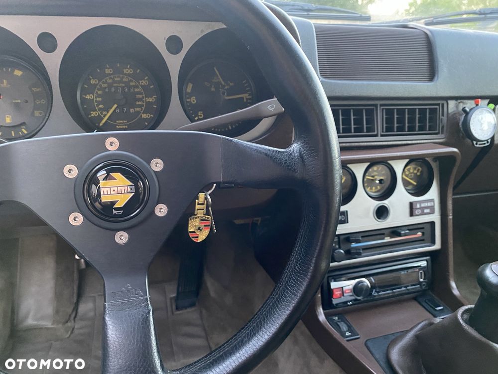 Porsche 944 - 5