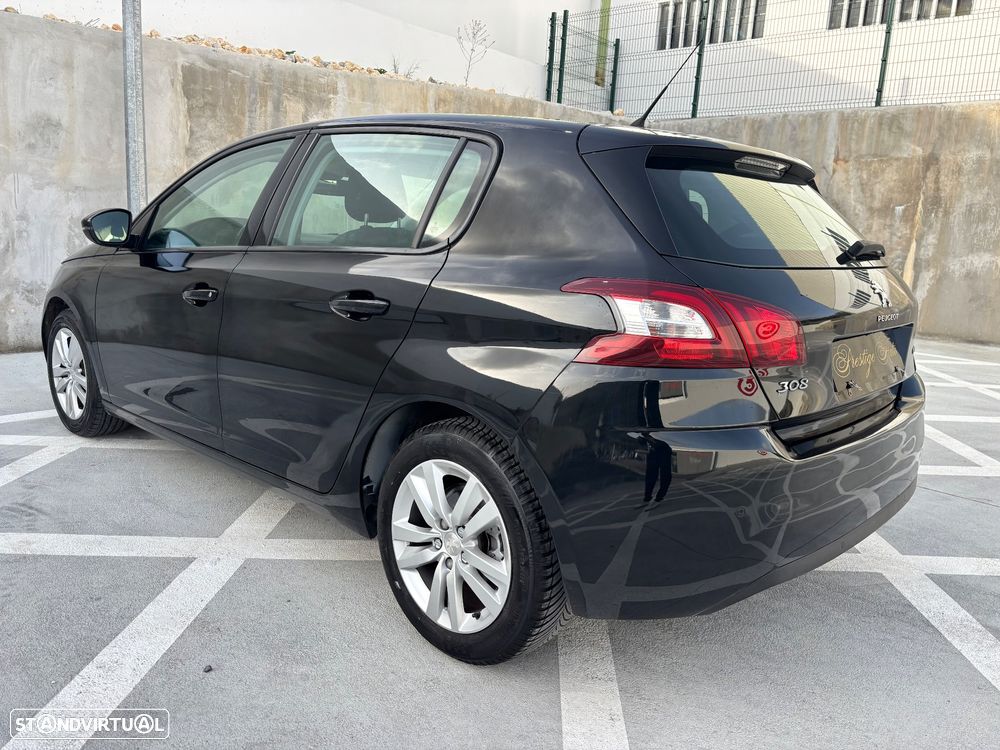 Peugeot 308 1.2 PureTech Style - 17