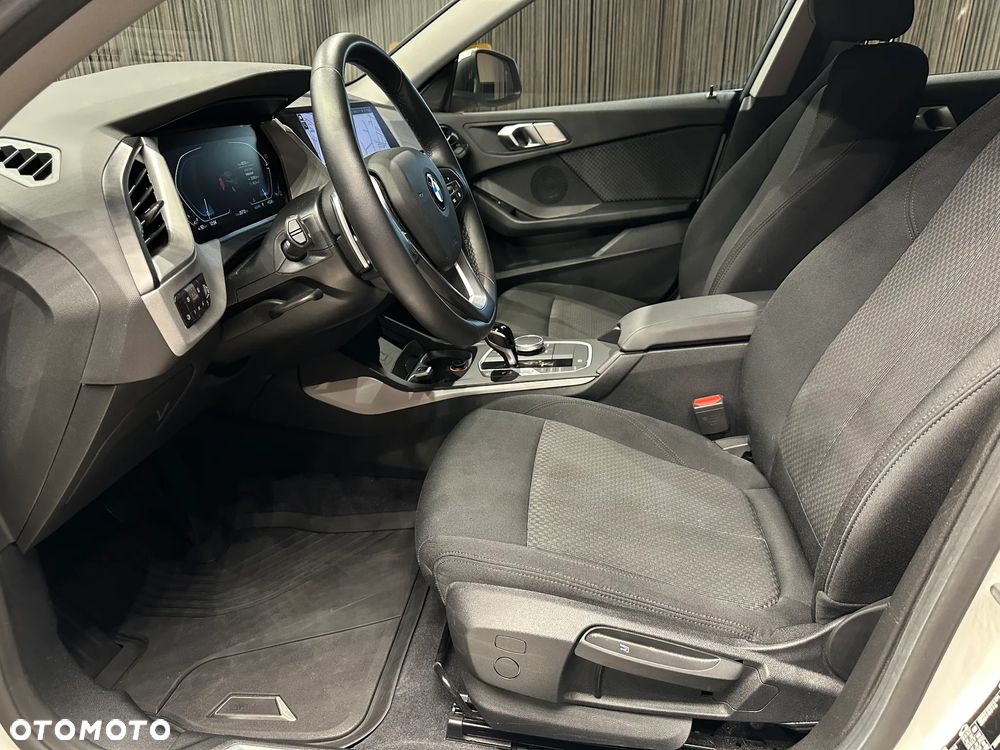 BMW Seria 2 220i Advantage - 5