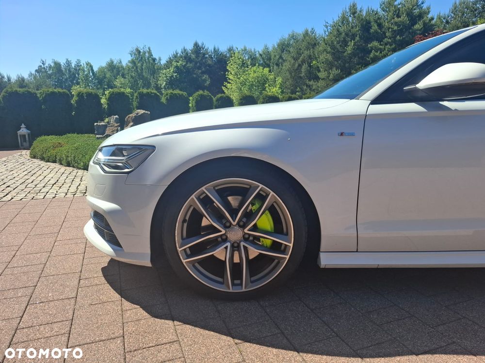 Audi A6 Avant 3.0 TDI quattro S tronic - 4