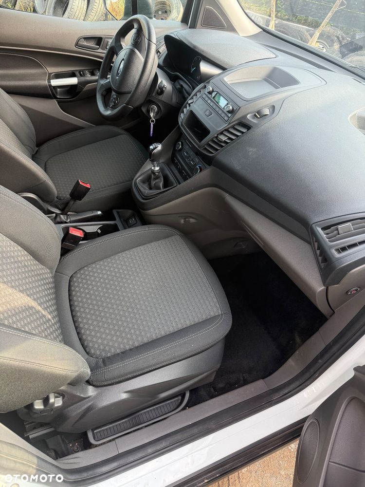 Ford Tourneo Connect - 9