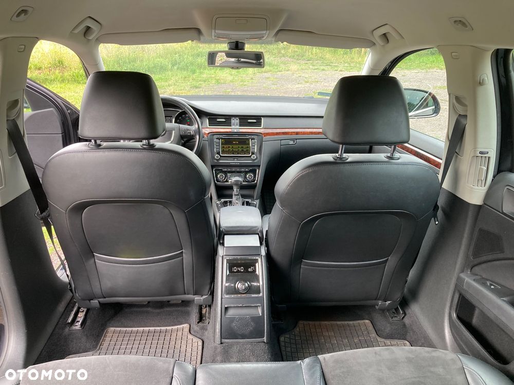 Skoda Superb 2.0 TDI Elegance DSG - 10