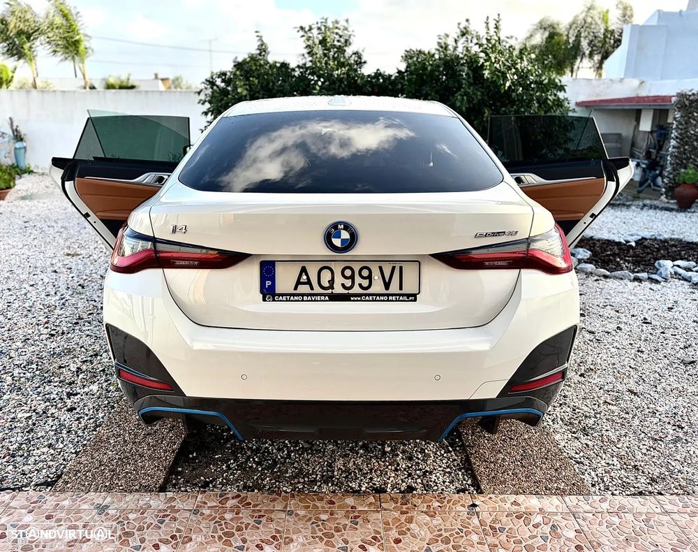 BMW i4 eDrive40 Pack Desportivo M - 9