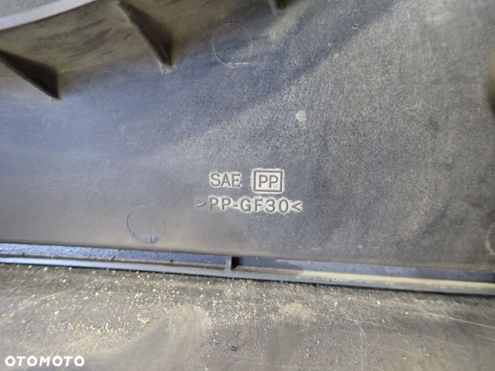 WENTYLATOR CHŁODNICY MITSUBISHI LANCER VIII - 7