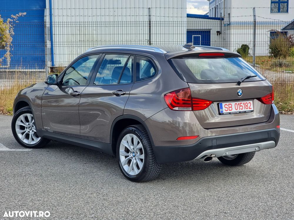 BMW X1 sDrive16d Sport Line - 4
