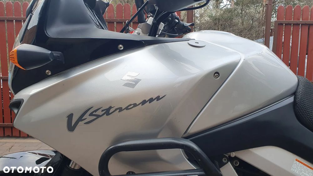 Suzuki V-STROM - 8