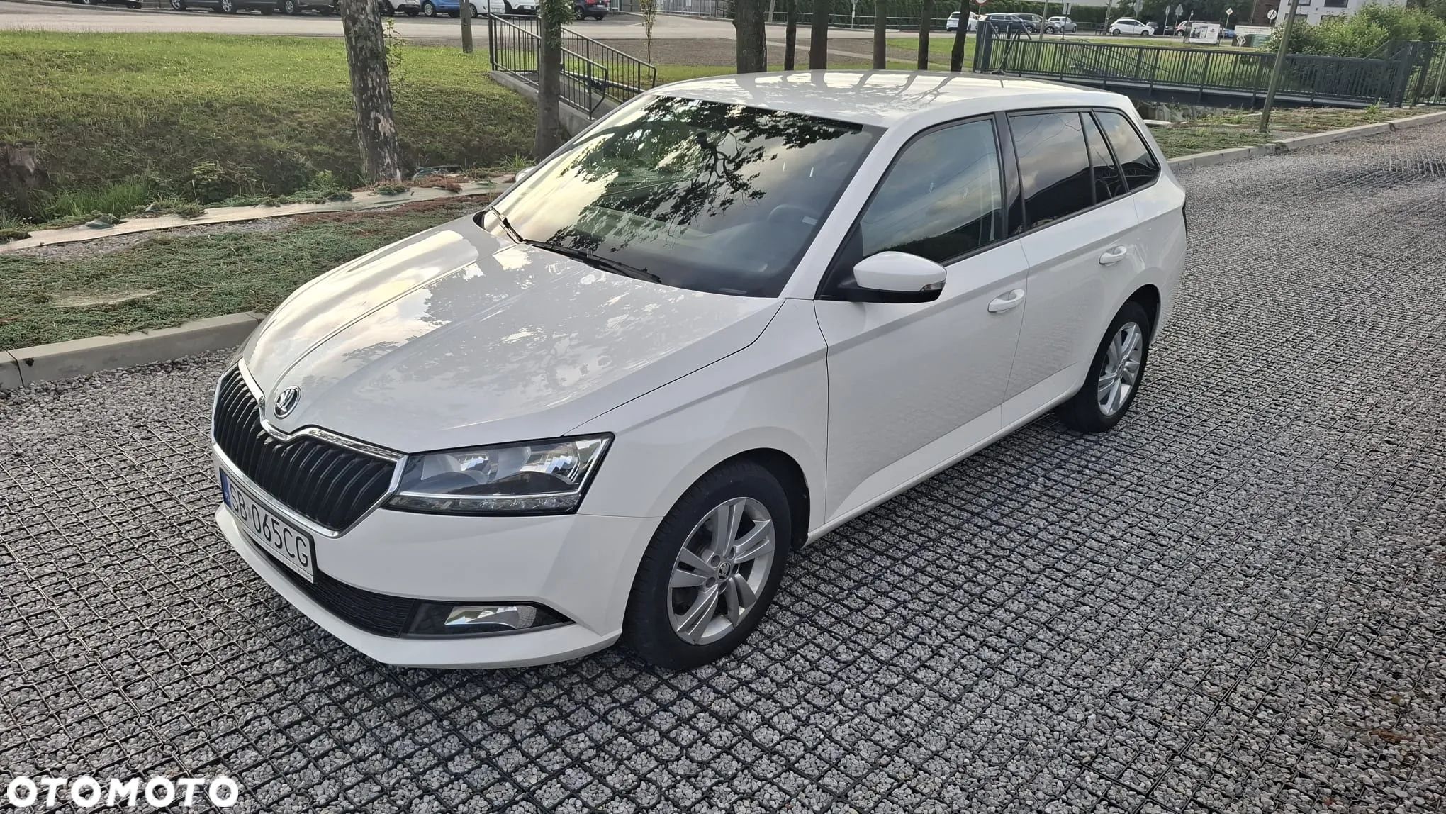Skoda Fabia 1.0 TSI Ambition - 1