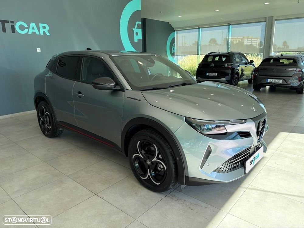 Alfa Romeo Junior 1.2 Speciale eDCT6 - 3