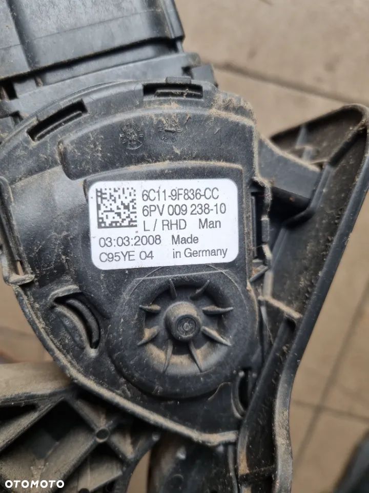 PEDAŁ GAZU FORD TRANSIT MK 7  06-13r.  EU - 3