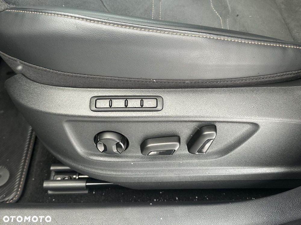 Cupra Ateca 2.0 TSI 4Drive VZ DSG - 33