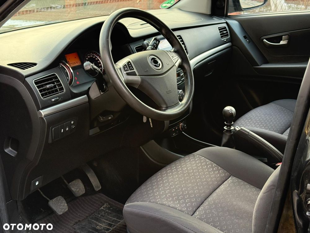 SsangYong/KGM Korando 2.0 D Quartz 2WD - 11
