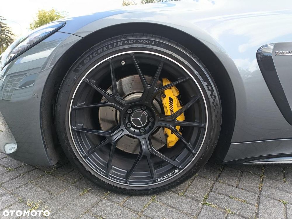 Mercedes-Benz AMG GT - 19