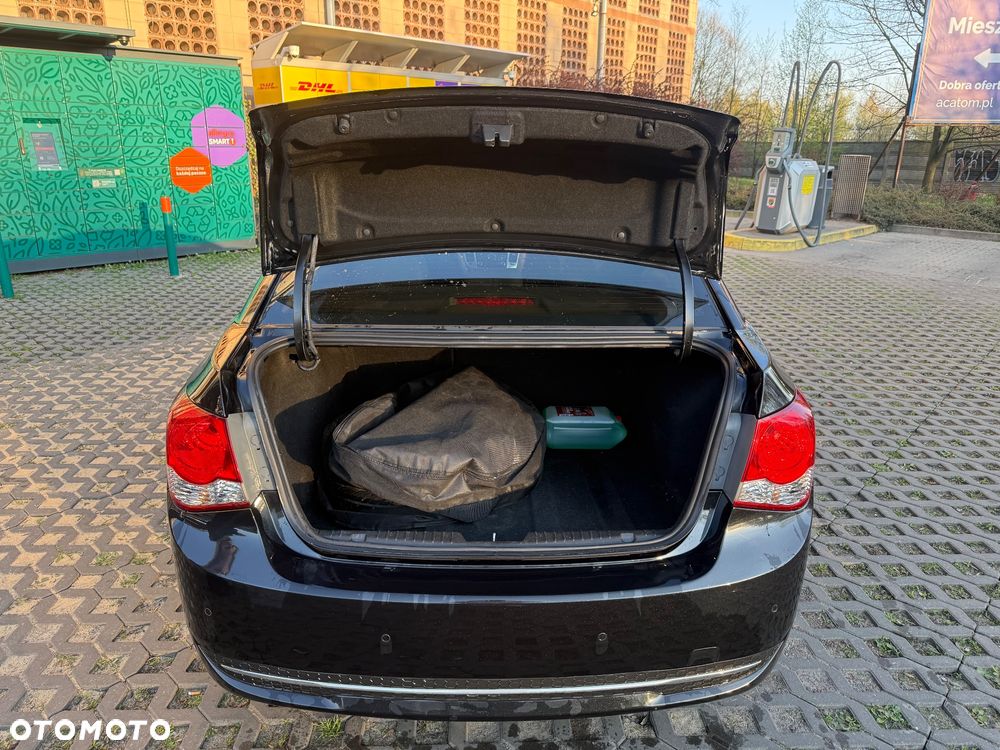 Chevrolet Cruze 1.8 LTZ - 11