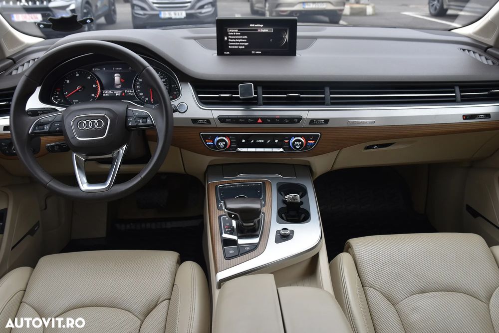Audi Q7 - 12