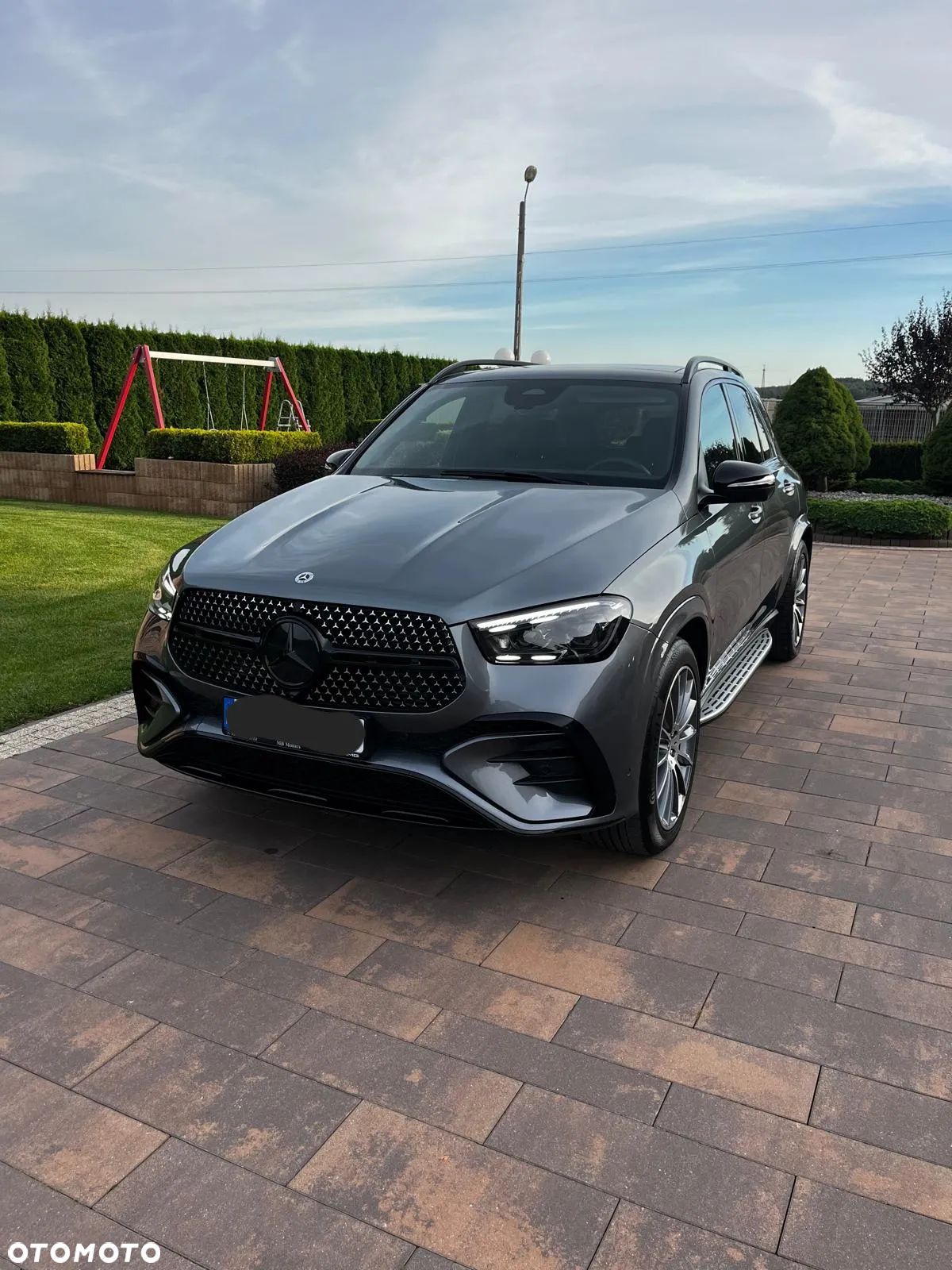 Mercedes-Benz GLE - 1