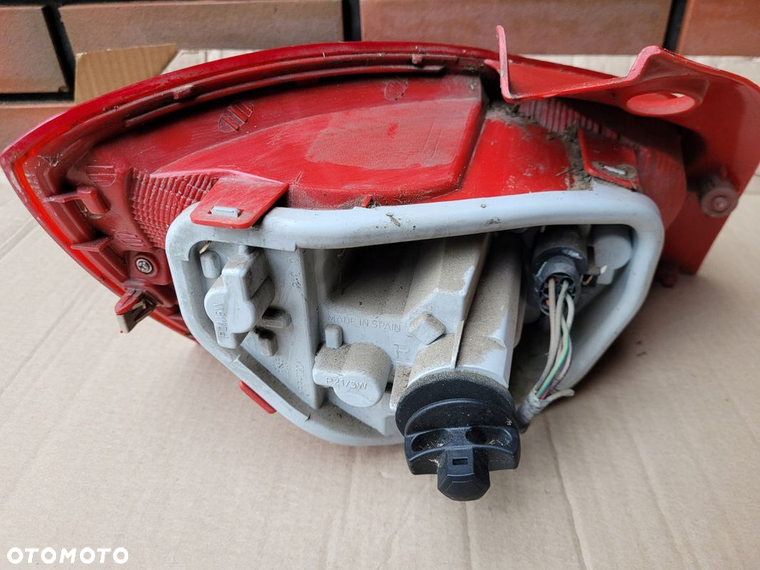 LAMPA TYŁ TYLNA PRAWA SEAT IBIZA IV HB - 3