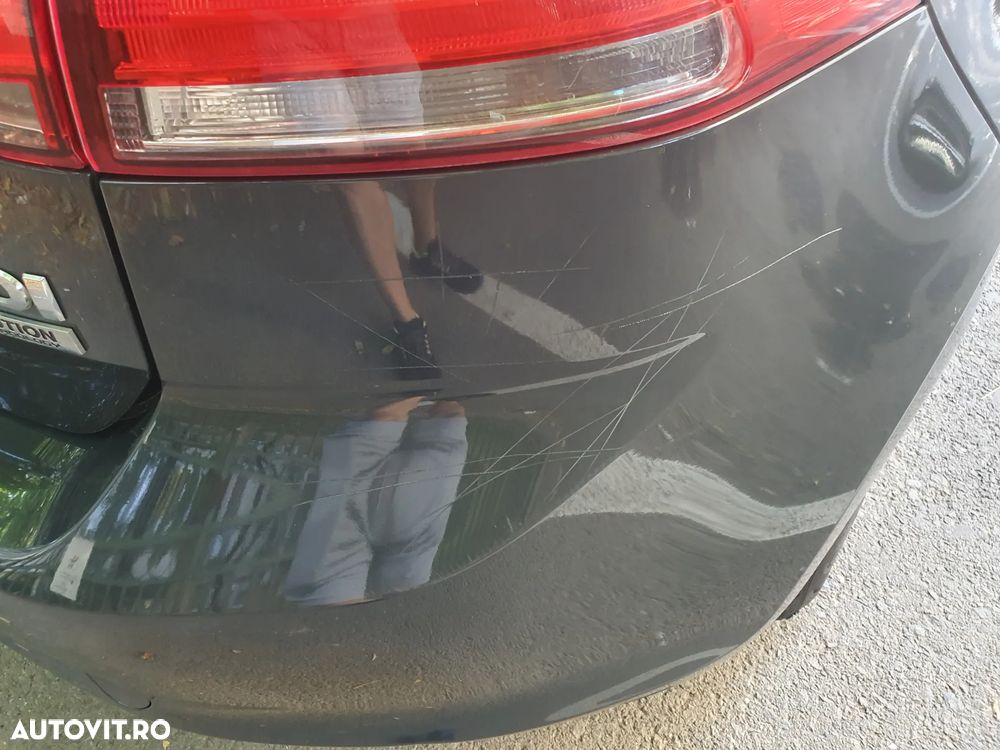 Volkswagen Golf 1.6 TDI DPF BMT Trendline - 27