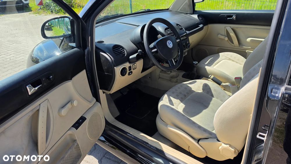 Volkswagen New Beetle 2.0 - 7