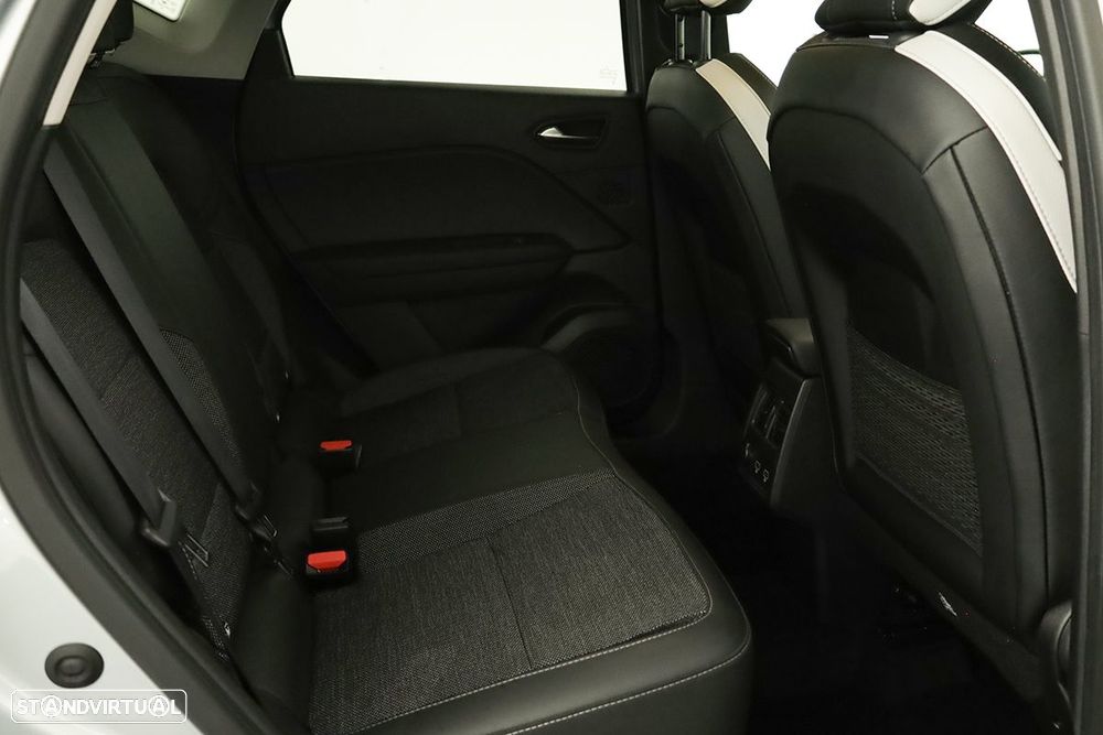 Renault Captur 1.0 TCe Techno Bi-Fuel - 24