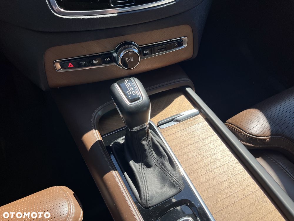 Volvo XC 90 D5 SCR AWD Inscription - 15