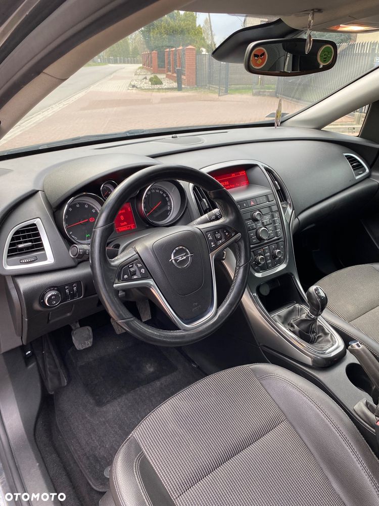 Opel Astra 1.4 Turbo - 14
