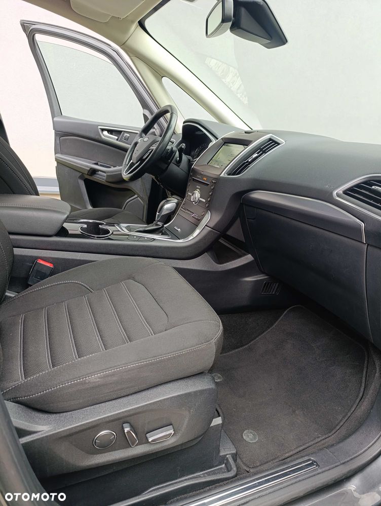 Ford Galaxy - 6