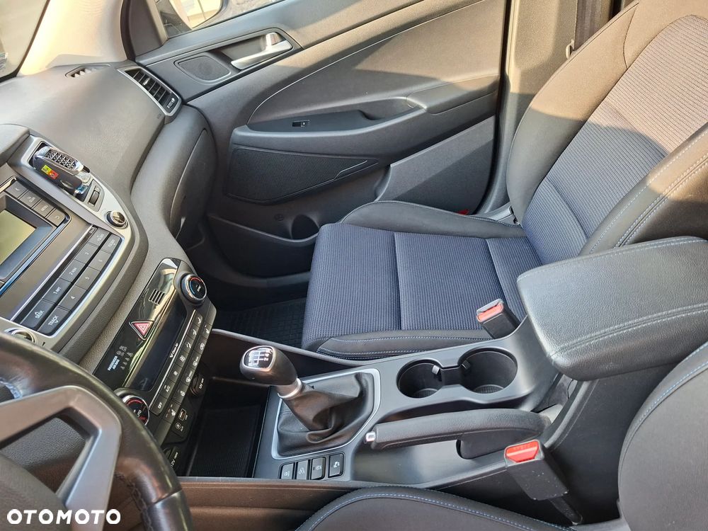 Hyundai Tucson 1.6 GDI BlueDrive Comfort 2WD - 12