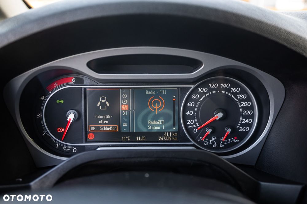 Ford Galaxy 2.2 TDCi Platinium X (Ghia) - 21