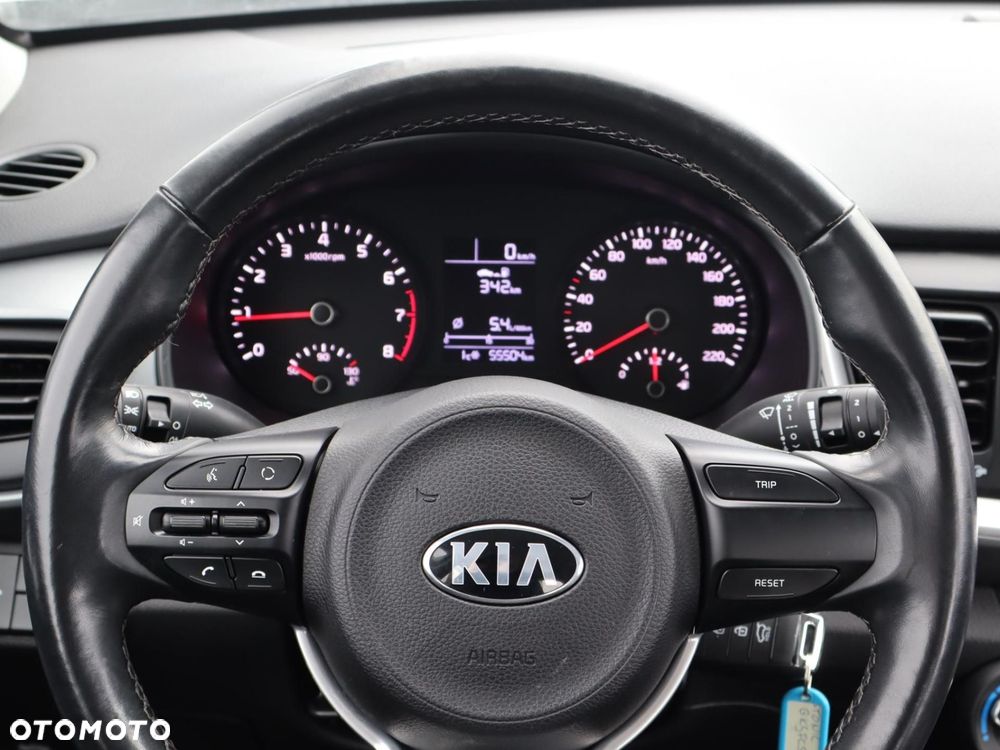 Kia Stonic 1.2 M - 10