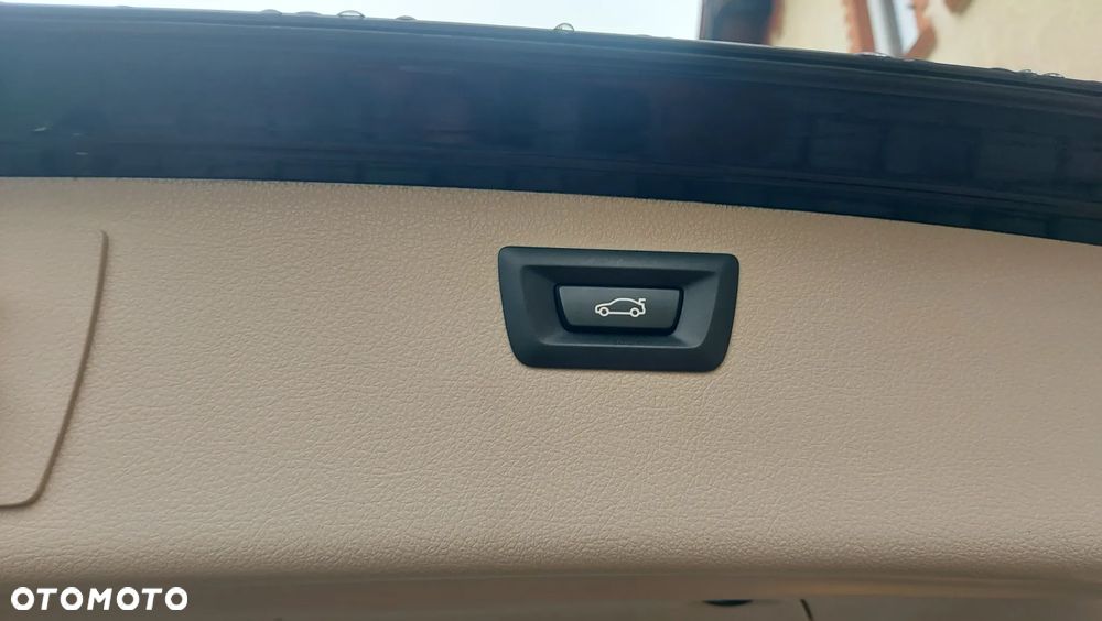 BMW Seria 3 318d - 9