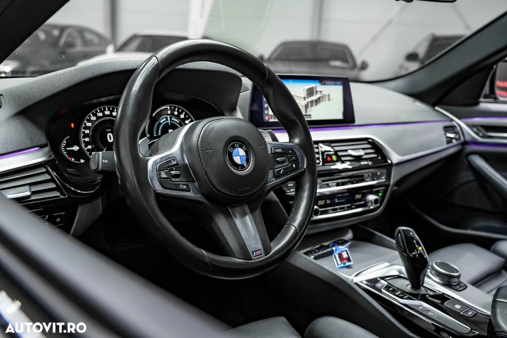 BMW Seria 5 530e Aut. M Sport Edition - 7