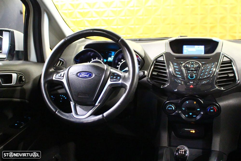 Ford EcoSport 1.0 STCi Titanium - 14