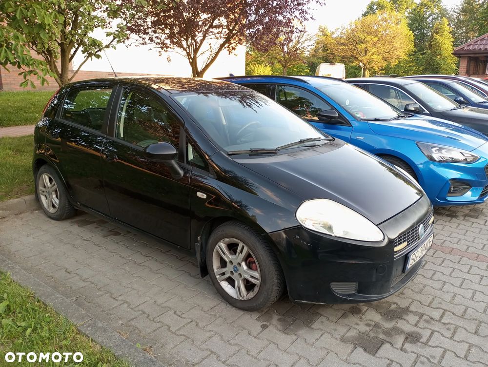 Fiat Grande Punto - 2