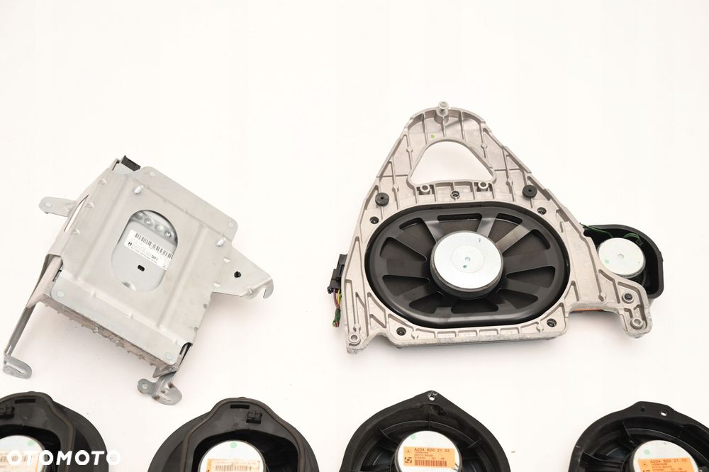 MERCEDES E KLASA W207 NAGŁOŚNIENIE HARMAN KARDON - 10