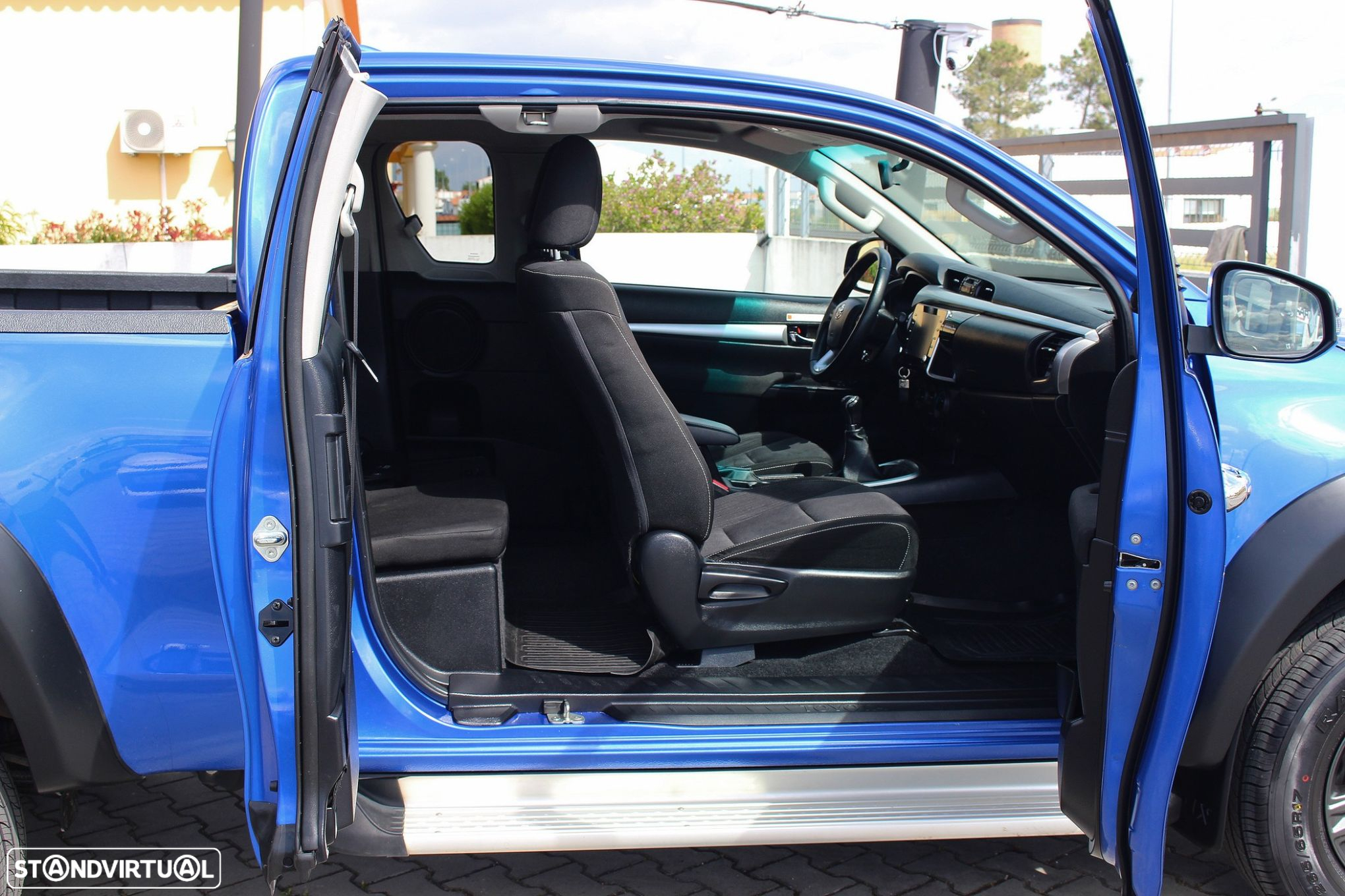 Toyota Hilux 2.4 D-4D 4WD Trial - 40
