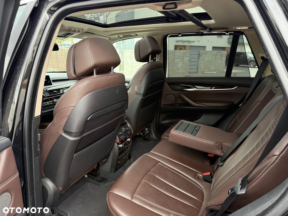 BMW X5 xDrive35i - 25