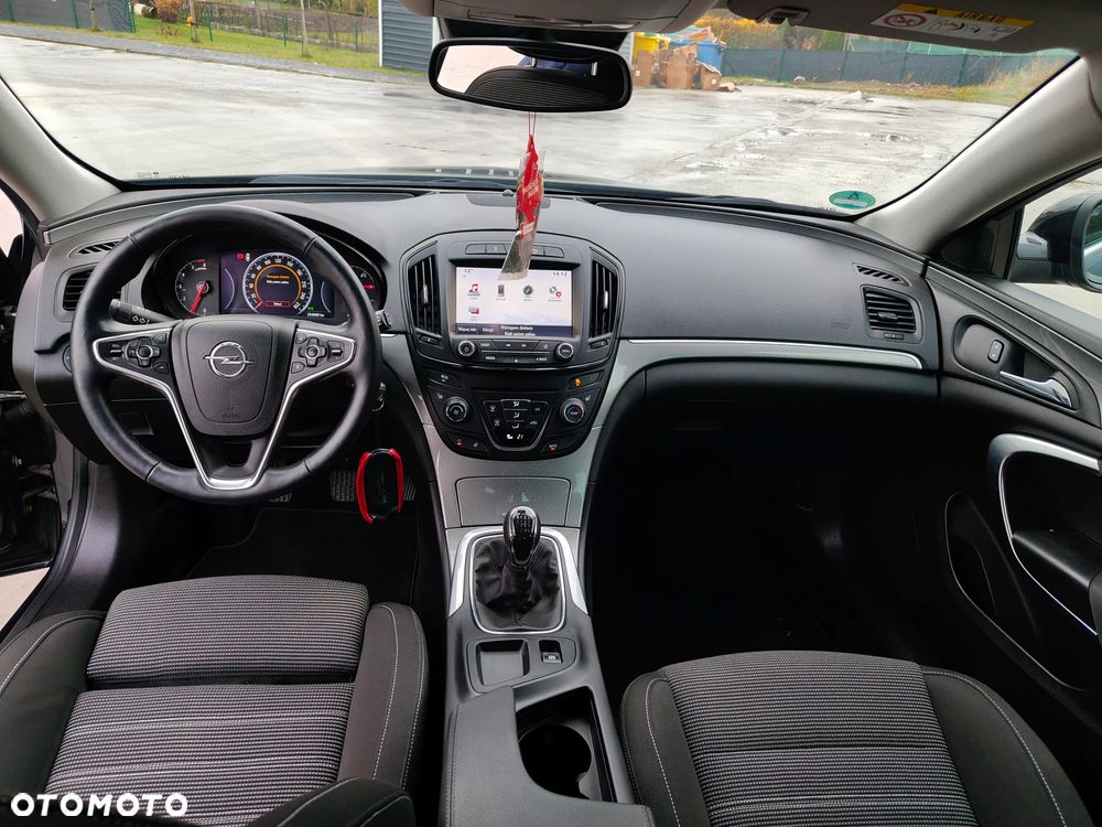 Opel Insignia - 10