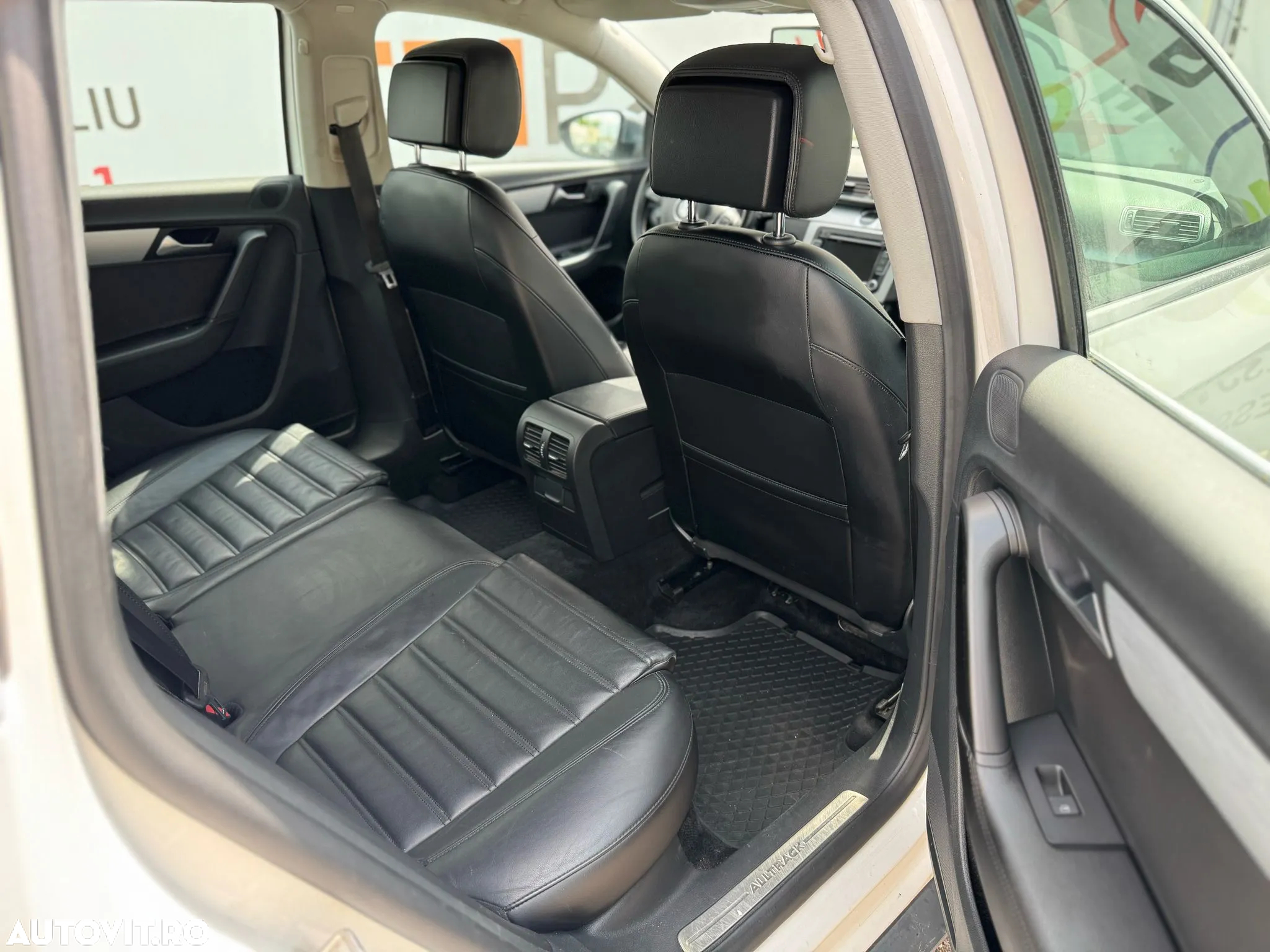 Volkswagen Passat Alltrack - 29