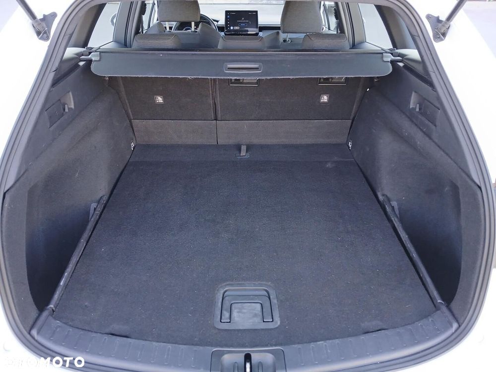 Toyota Corolla 1.8 Hybrid Comfort - 13
