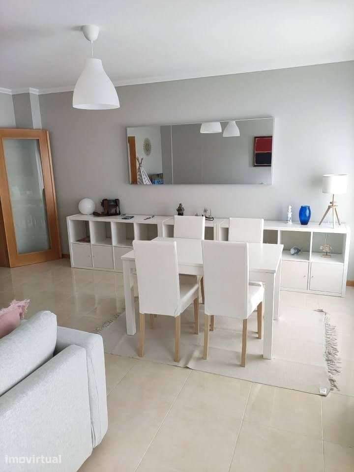PENICHE T2 - Praia da Consolação - Grande imagem: 2/9
