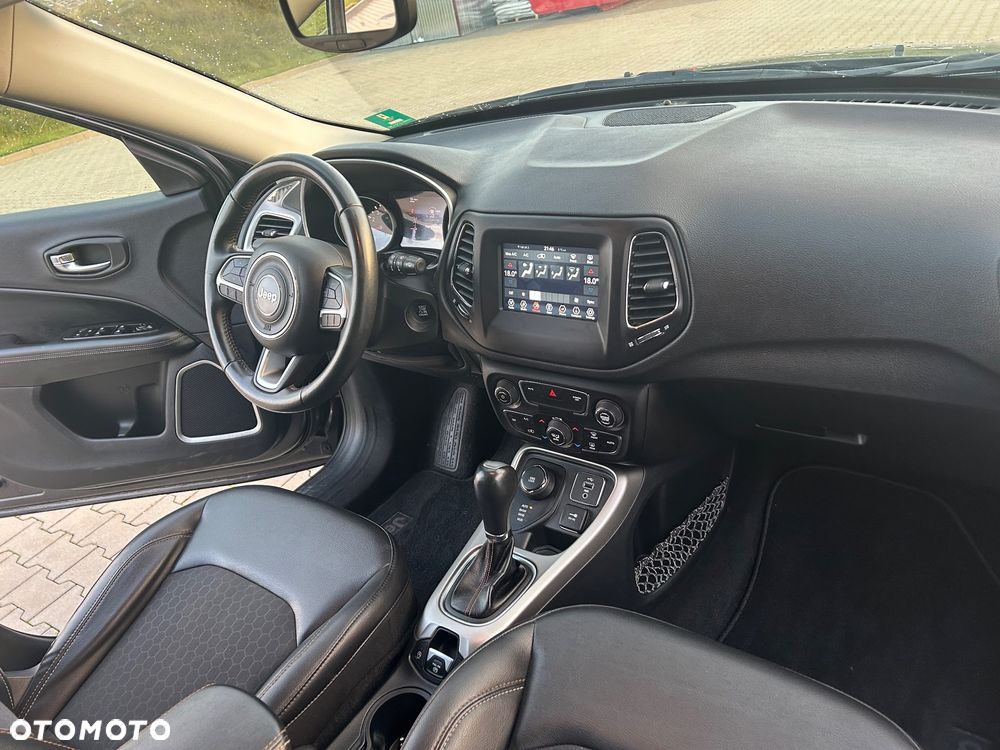 Jeep Compass - 15